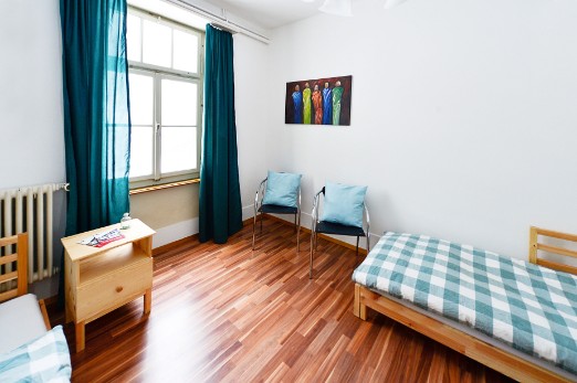 2-Bed Room 